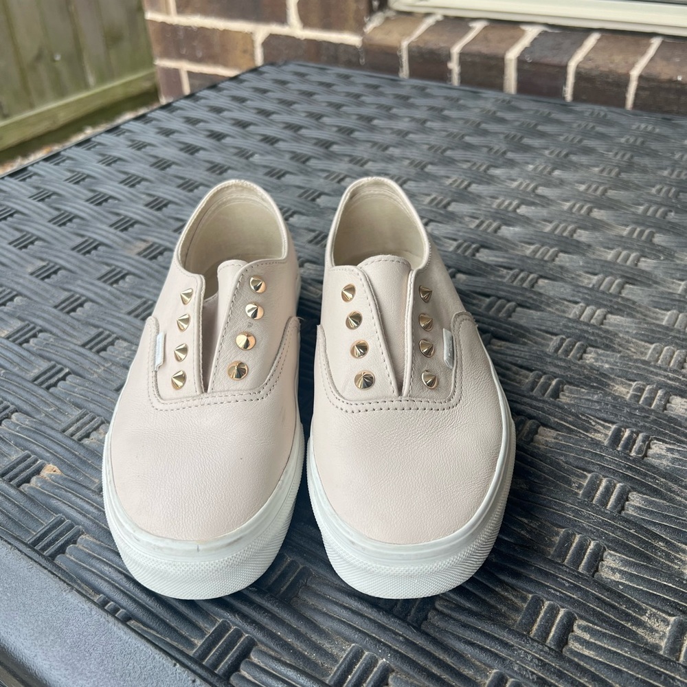 Vans Women's Sneakers in Cream with Gold Accents